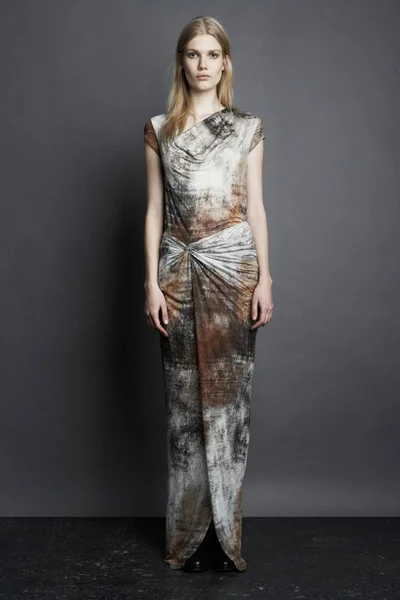 Look 12